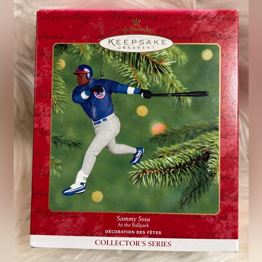 Hallmark Keepsake Sammy Sosa At The Ballpark Chicago Cubs Ornament 2001